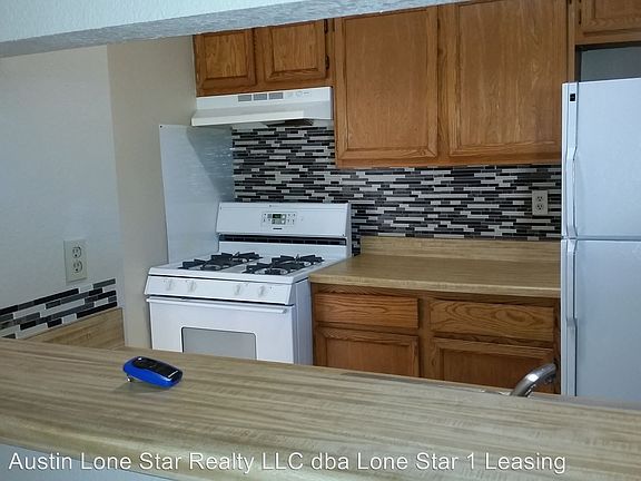 3rd image of 2200-A Cedar Bend Dr