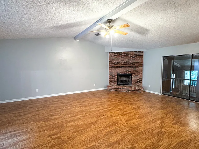 248 Timberlane Rd — Photo 7