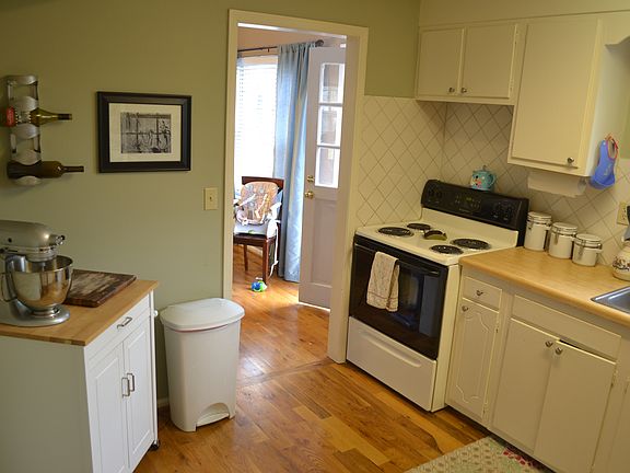 spacious, updated kitchen