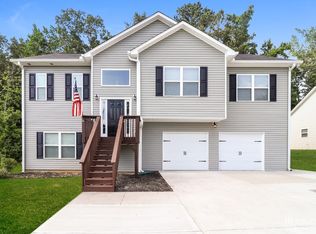 507 Cole Creek Dr, Dallas, GA 30157