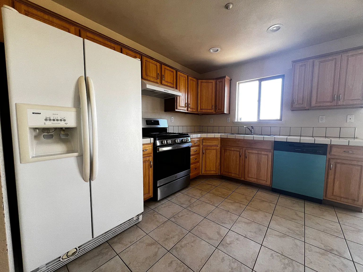 719 Garner Ave — Photo 3