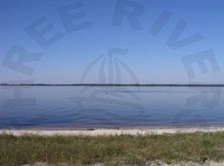 33 Eagle View Ln, Blounts Creek, NC 27814