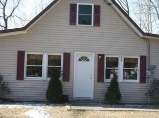 26 Fitchburg Rd, Ashburnham, MA 01430