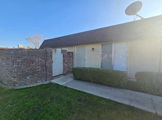 625 W Cambridge Ave #A, Fresno, CA 93705