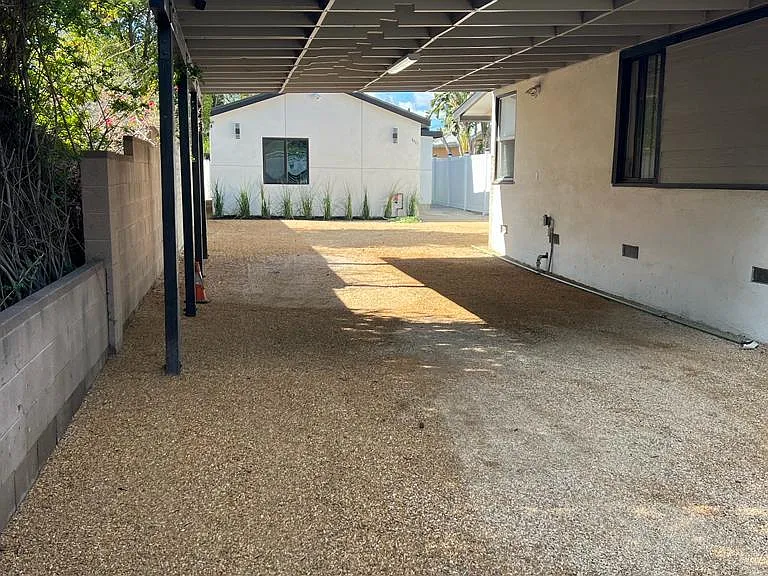 6427 Rhodes Ave — Photo 7