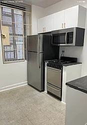 440 East Sixth Street, #1D