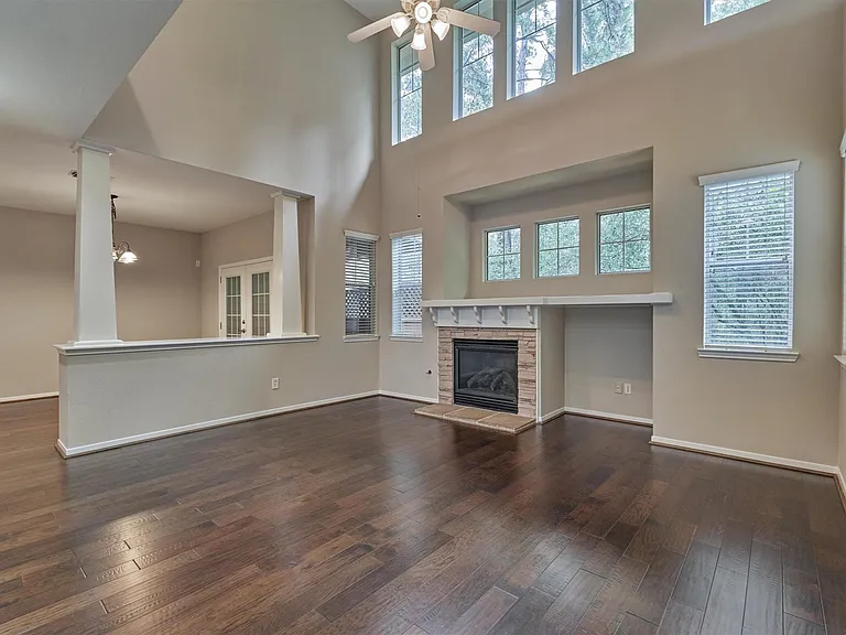 83 Woodlily Pl — Photo 5