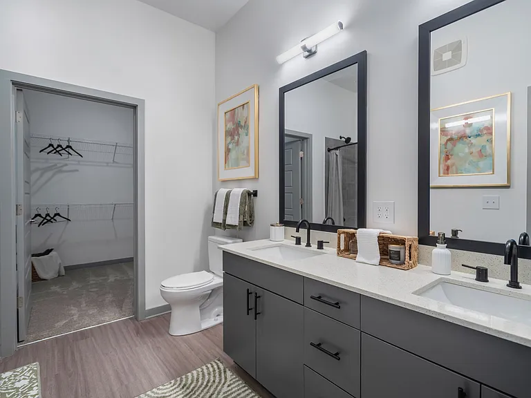 Populus Waterside Apartments — Photo 19