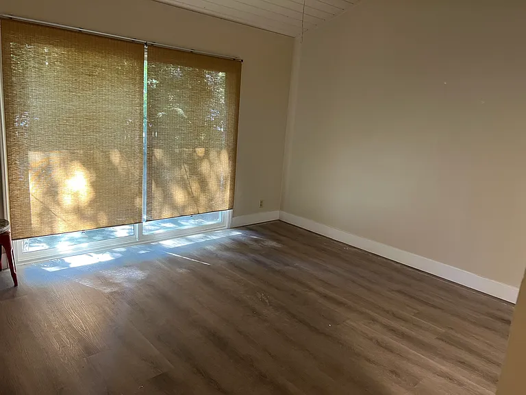 2708 Oak Rd #A — Photo 4