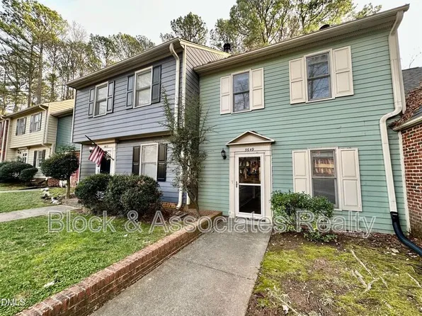 5649 Hamstead Crossing, Raleigh, NC 27612