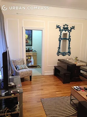 Rented by Compass | media 25