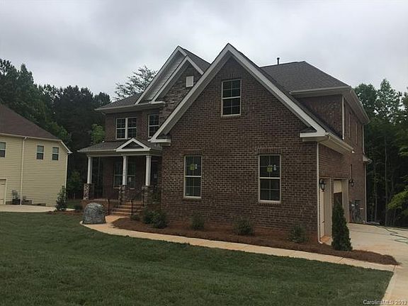 4th image of 680 Kenway Loop #26