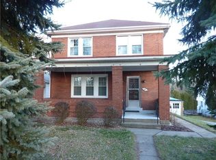 25 Highland Dr, Mc Kees Rocks, PA 15136