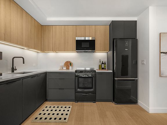 2nd image of 11 Ocean Pkwy #817