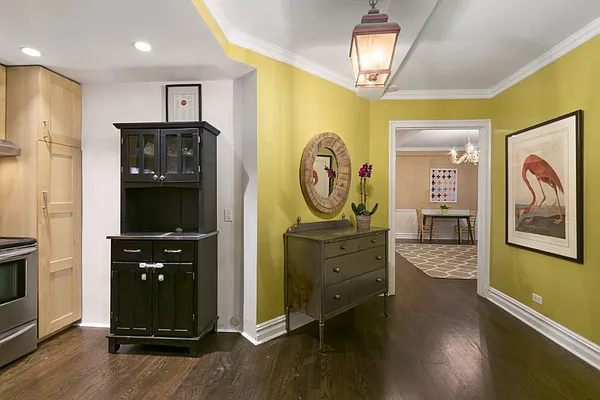 Sold by Janet Aimone Robilotti & Associates | media 12