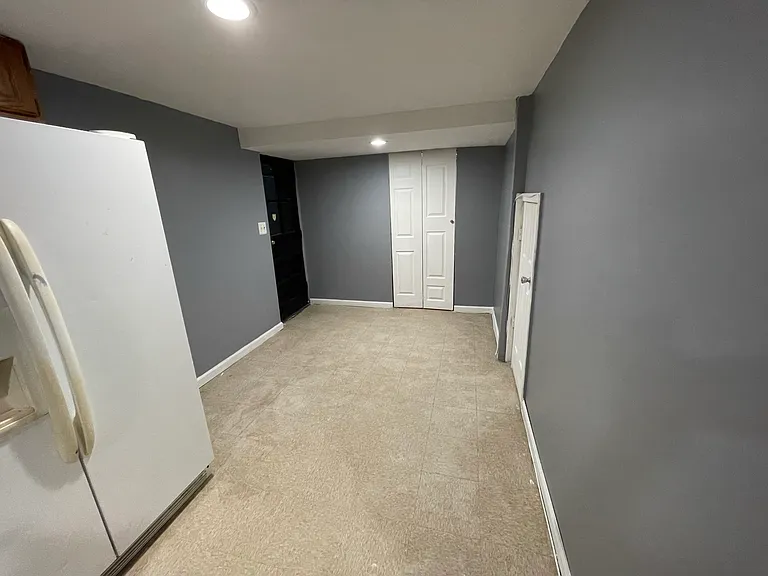 216 Carnation Ct #BASEMENT — Photo 7