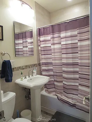 Rented by City Connections Realty | media 20