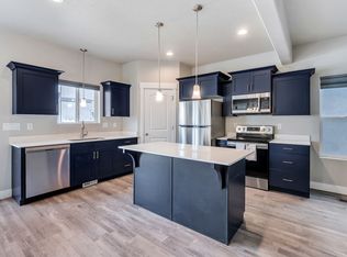 8703 N Riviera Aly, Eagle Mountain, UT 84005