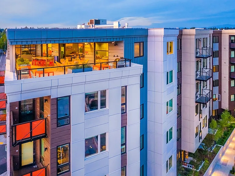 Rooftop Lounge