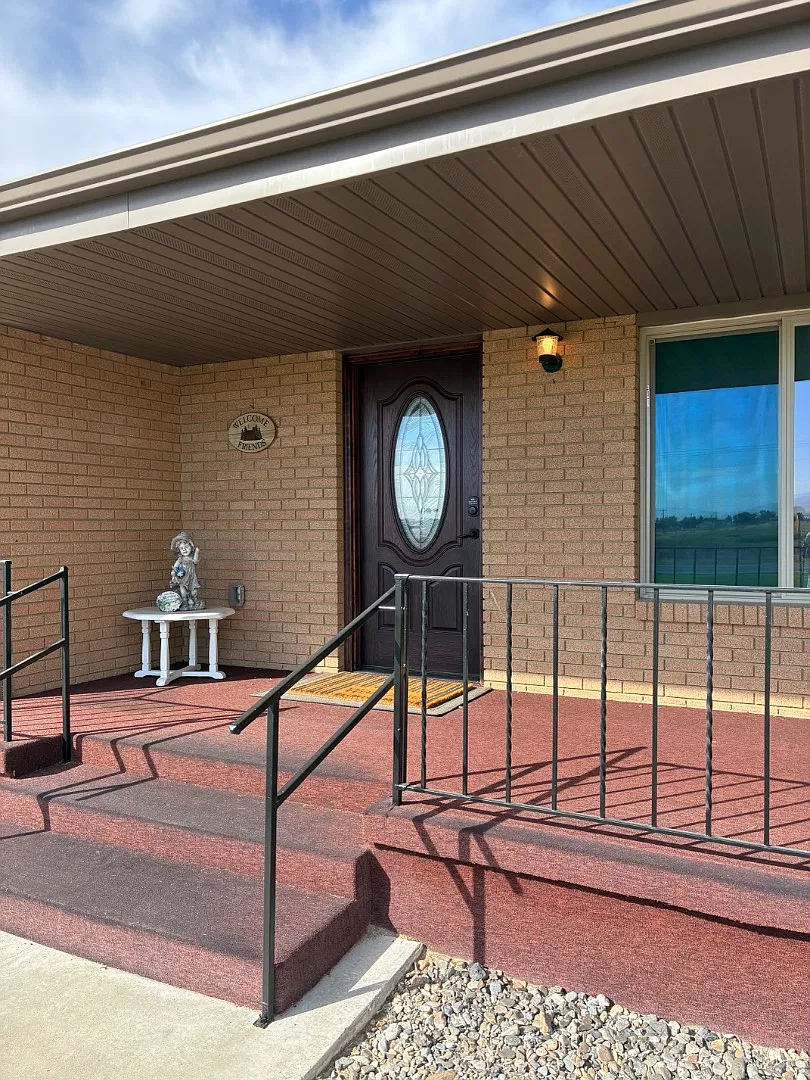 454 E Highway 81 — Photo 2