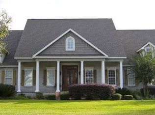 212 Harbor Pointe Dr, Brunswick, GA 31523