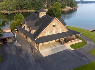 305 Kradle Kove Dr, Talladega, AL 35160