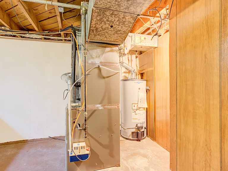 4708 Woodland Ave — Photo 23