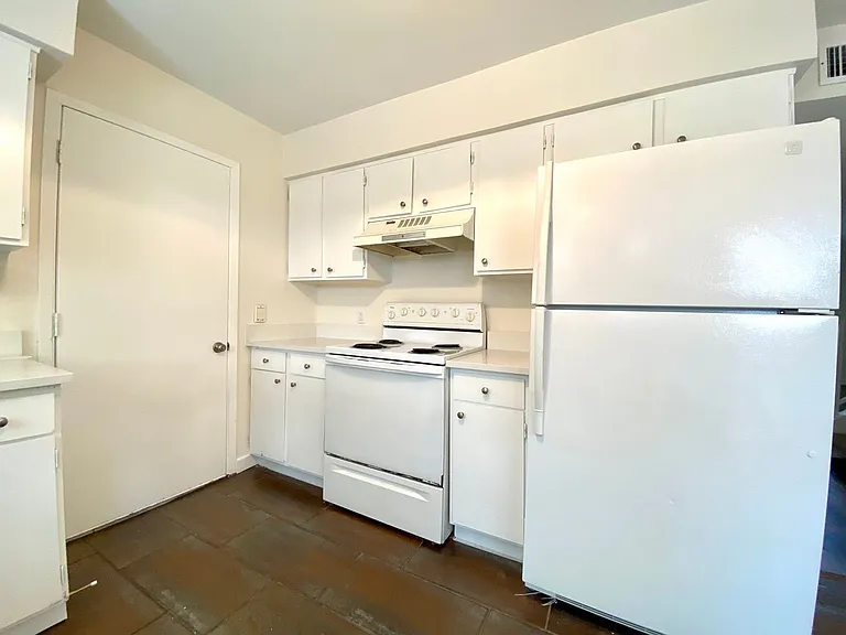 9535 Quail Village Ln — Photo 6