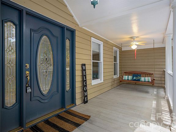 5th image of 909 Woodland Forest Dr