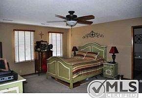 master bedroom 1