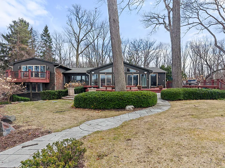 3525 Brookside Dr — Photo 8