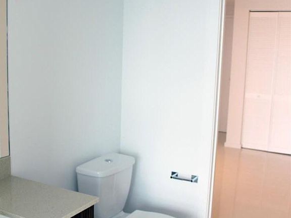 2nd image of 5300 Paseo Dr #1506