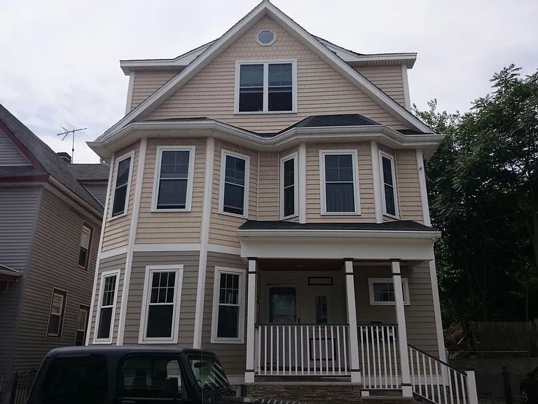 8 Conrad St #1 — Photo 1