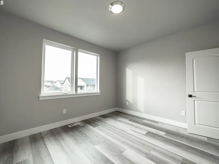 1635 Hayes St — Photo 11