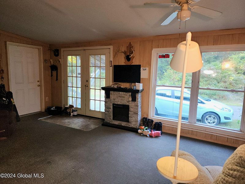 2nd image of 68 Blue Goose Road