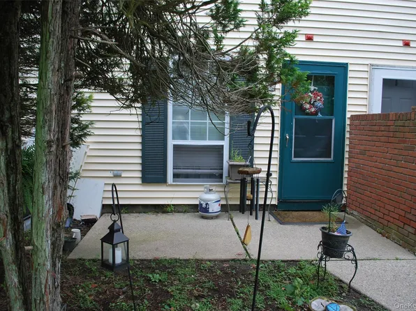 72 The Rise, Warwick, NY 10990