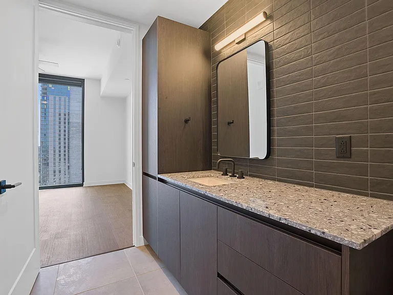 84 East Ave #2708 — Photo 13