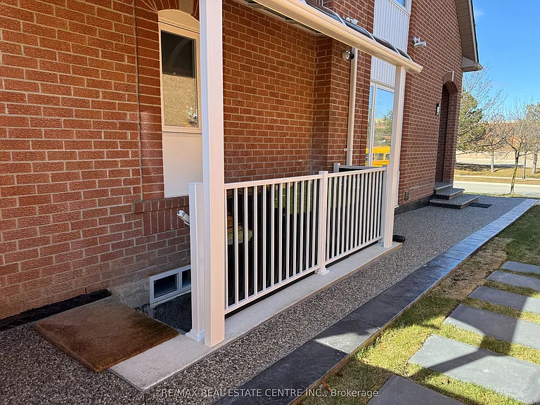1258 Vanrose St #BASEMENT — Photo 2