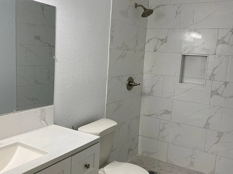 305 Calle Amistosa N #N-401 — Photo 7