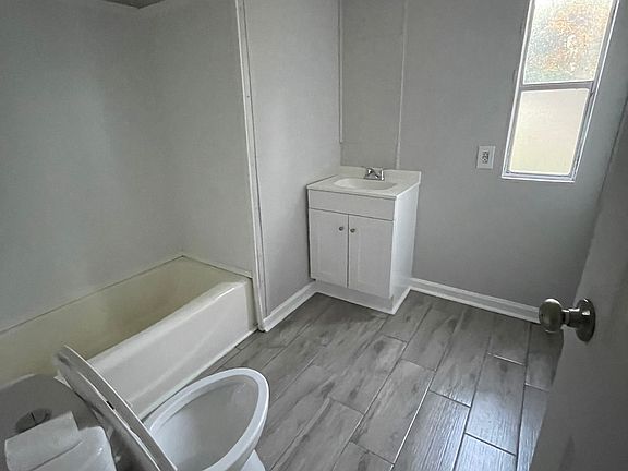 4th image of 1435 Cherryvale Dr Lot 16