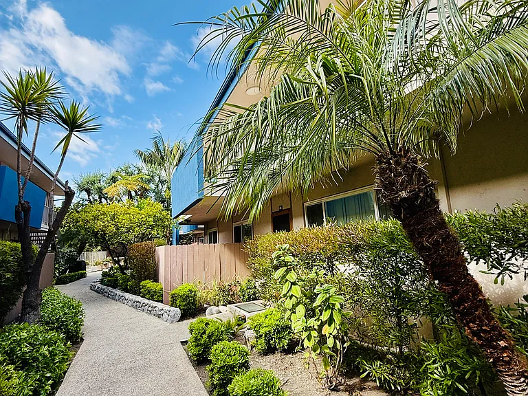 Ocean Villas Apartments — Photo 4