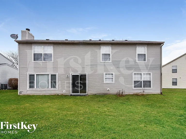 1116 Fontana Ct — Photo 14
