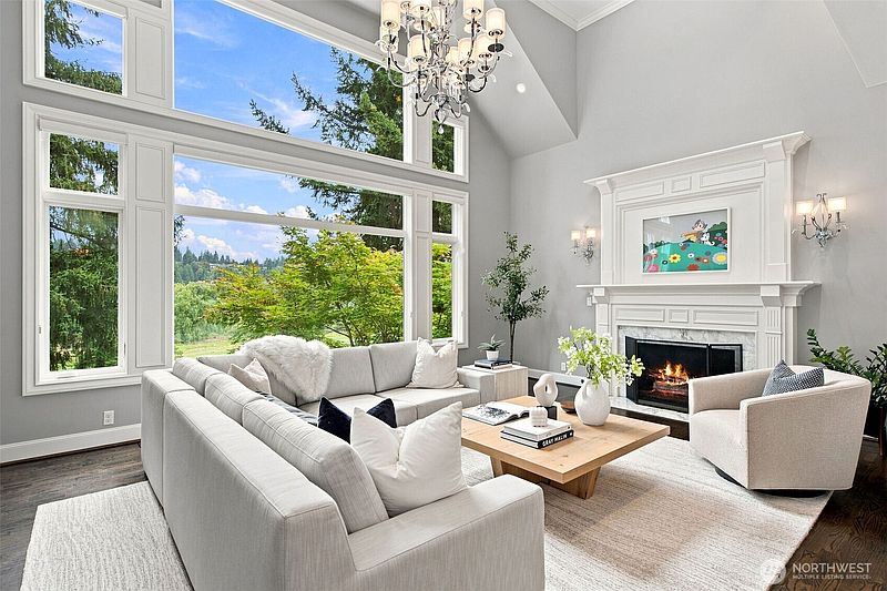 4th image of 2242 79th Avenue NE