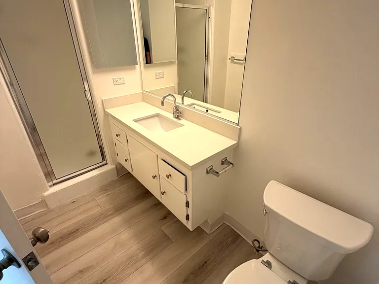 12221 San Vicente Blvd — Photo 37