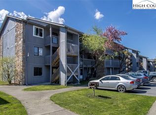 160 Zeb St APT C202, Boone, NC 28607