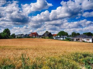 5980 Wydown Dr, Grand Forks, ND 58201