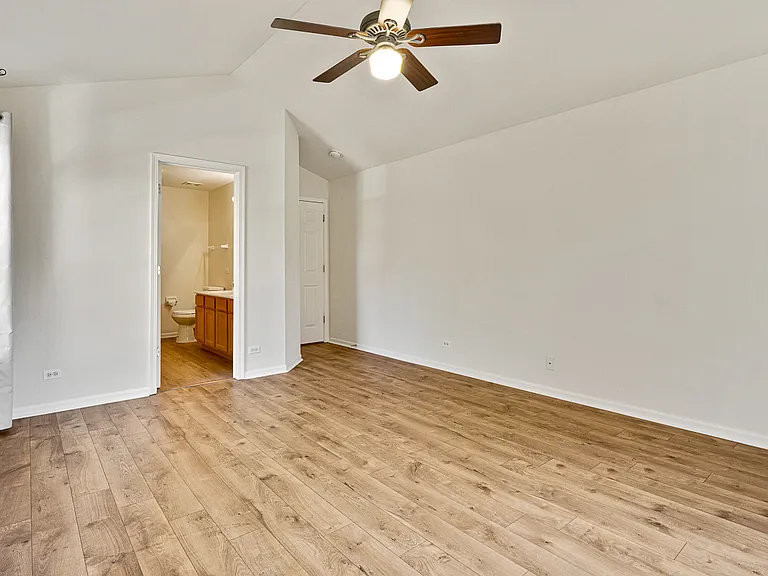 2409 Wilton Ln — Photo 18