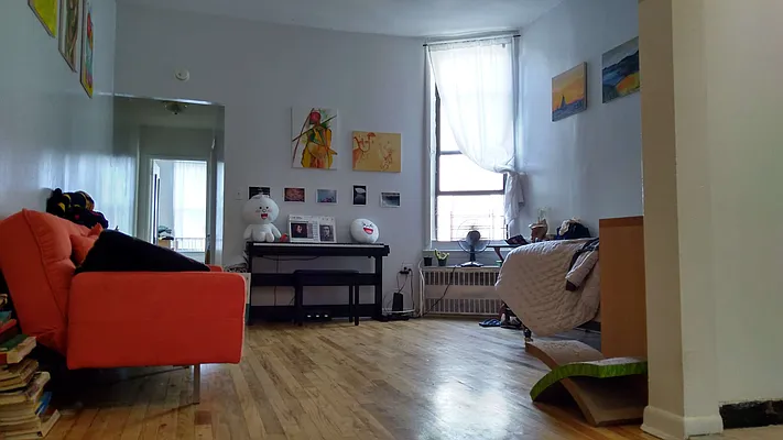 Rented by Signature Property Realty | media 21