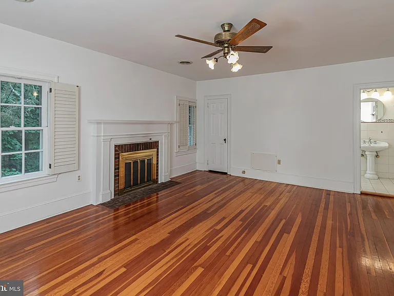 254 Jefferson Rd — Photo 25
