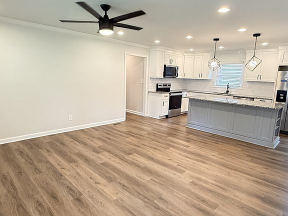 4th image of 117 Carol Dr